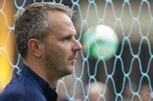 哈曼：裁判没VAR就不会执法 迪亚斯越位都看不出怎能吹高水平比赛