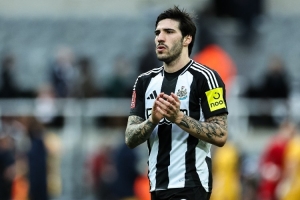 埃迪-豪：托纳利和吉马良斯都生病了，沃尔特马德承担了很多责任