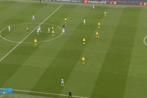 神扑！哈兰德个人能力强突禁区后分球，奥赖利无人盯防射门被扑