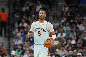 不错！卡斯尔最近5场场均19.8分5.8板7.6助