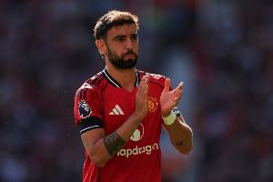 B费近4场英超送出3次助攻，本赛季29次创造机会领跑所有球员