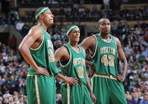 隆多：08年夺冠的绿军是靠防守起家的 KG&帕金斯&皮尔斯都很能防