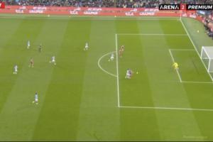 球迷再炒队内关系：可怜的维尔茨 要是萨拉赫想传 他早进三四个了