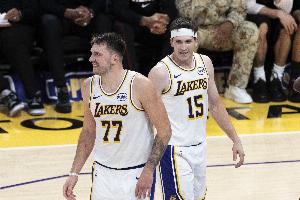 里夫斯：东契奇那天还说他本赛季扣篮比我多1次 现在没法反驳了