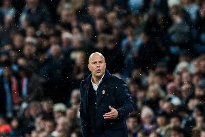 11轮后联赛第8！罗马诺：利物浦上下都支持斯洛特，对他保持信心