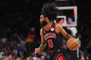 多诺万：科比·怀特今天与G联盟球队进行对抗训练 希望他下周回归