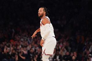 布伦森：休赛期重点打磨了无球跑动 只要这么打就能投进