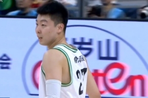 敢于出手！俞泽辰替补26分钟 12中5&三分7中3拿到14分2板