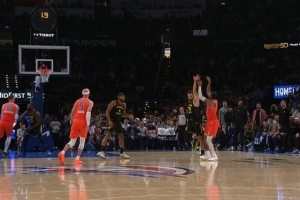 库里恶犯！美网友：错判！裁判都爱OKC 被犯的是库里哪儿会有哨？