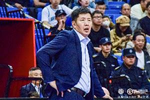 丁伟：到每个地方都是倾尽所有 未来争取把浙江重新带回强队序列